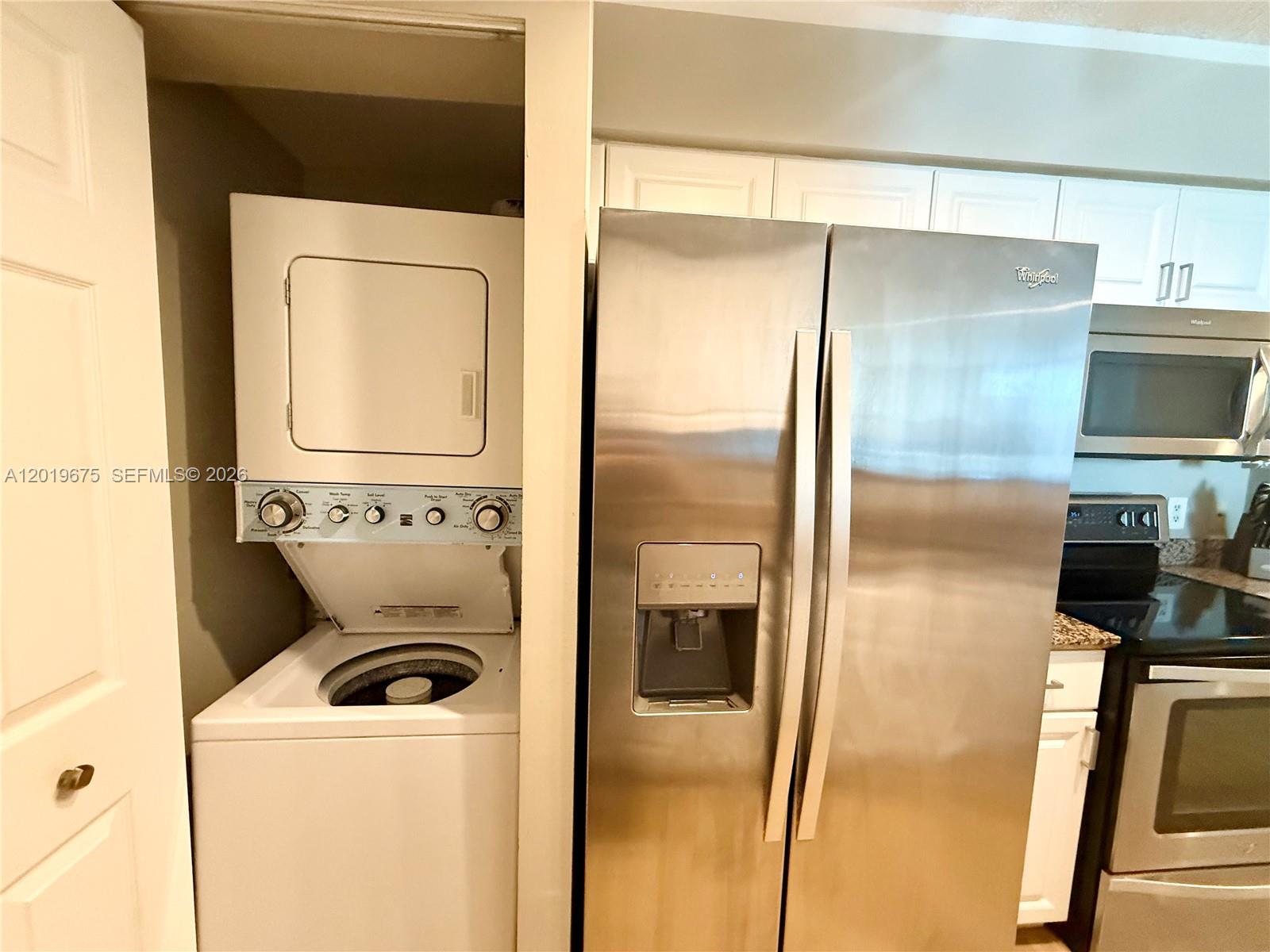 1155 Brickell Bay Dr #1205, Miami FL 33131