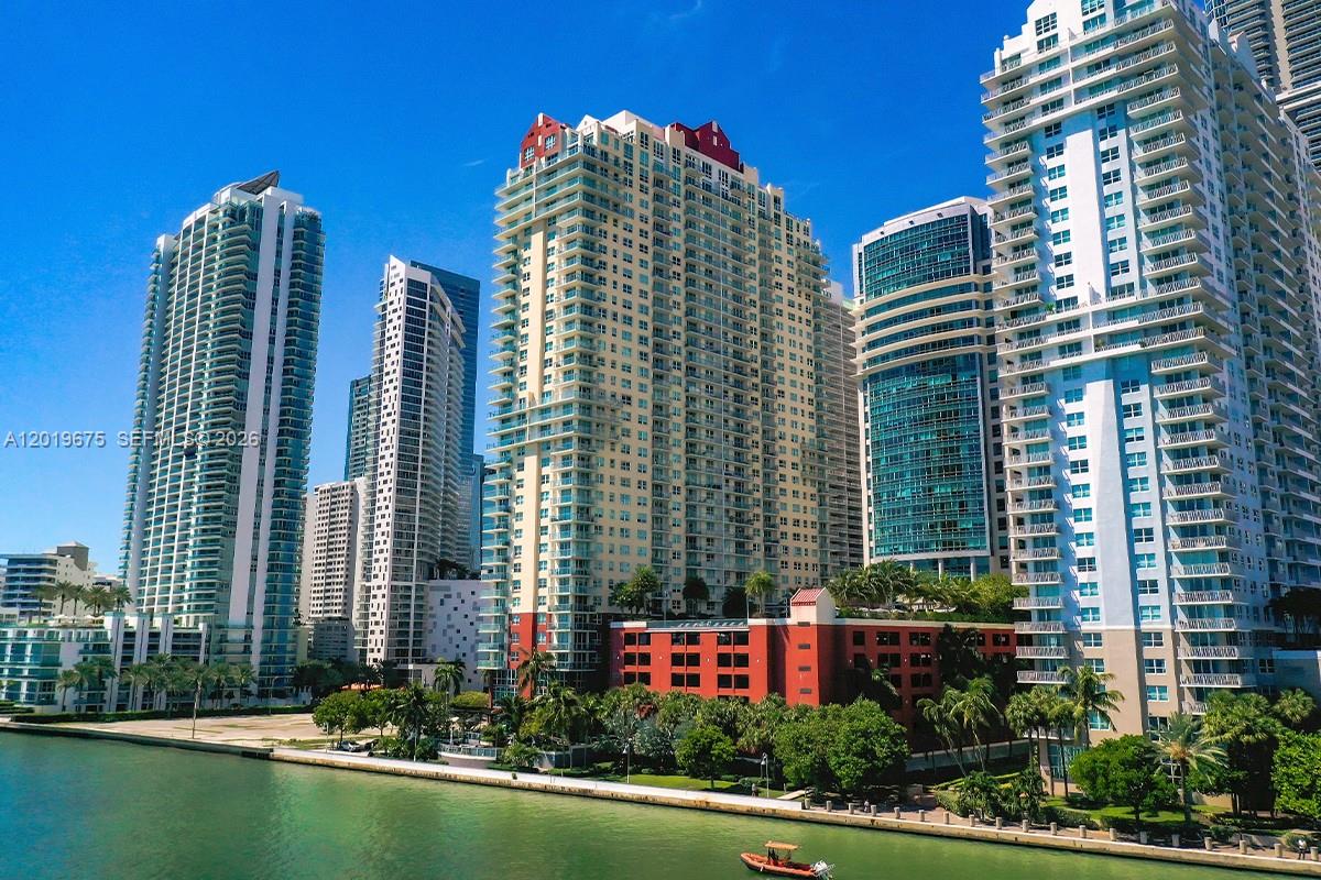 1155 Brickell Bay Dr #1205, Miami FL 33131