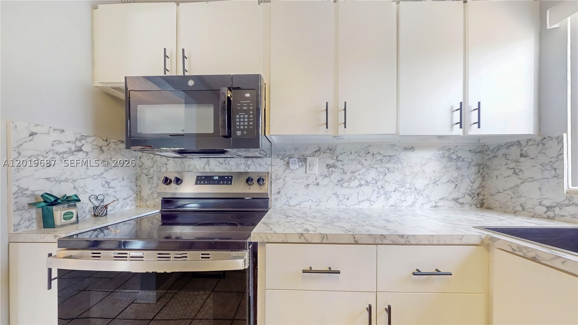 15502 SW 102nd Ave, Miami FL 33157