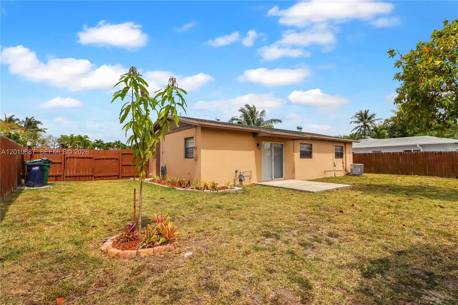 15502 SW 102nd Ave, Miami FL 33157