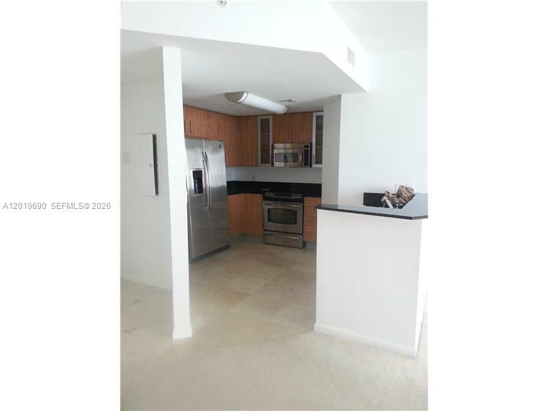 7900 Harbor Island Dr #1010, North Bay Village FL 33141