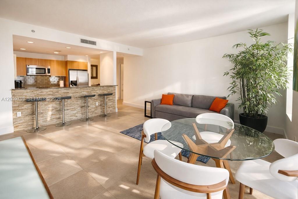 1050 Brickell Ave #2210, Miami FL 33131