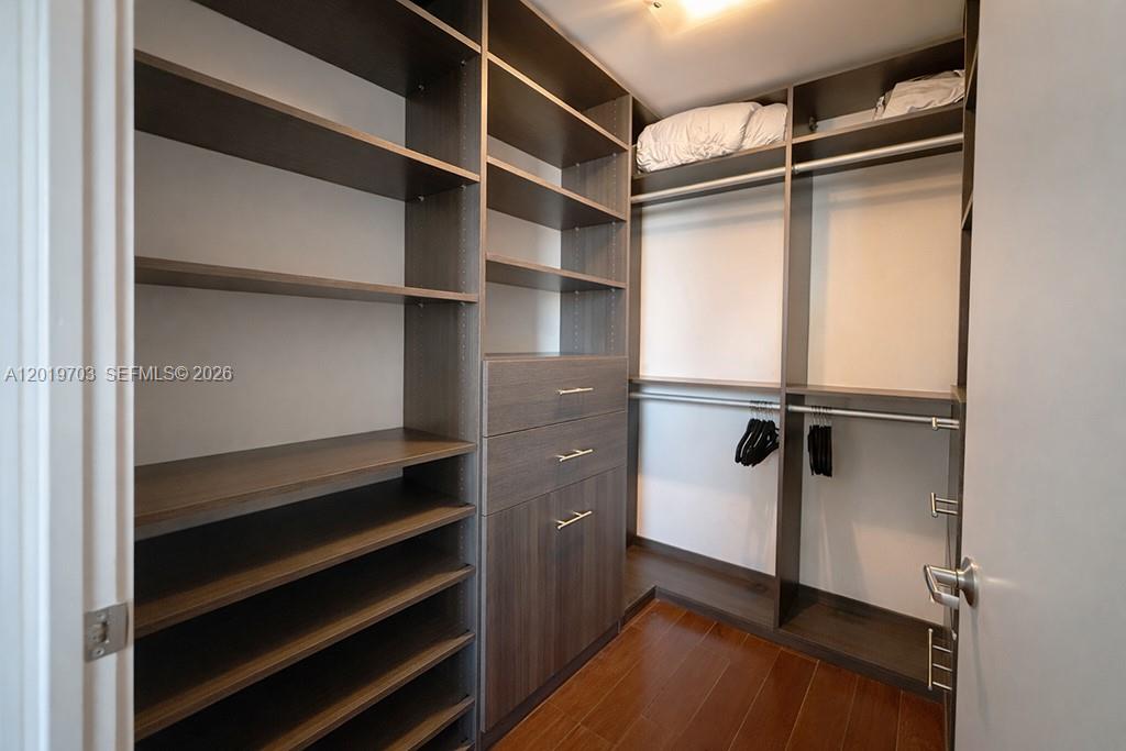 1050 Brickell Ave #2210, Miami FL 33131