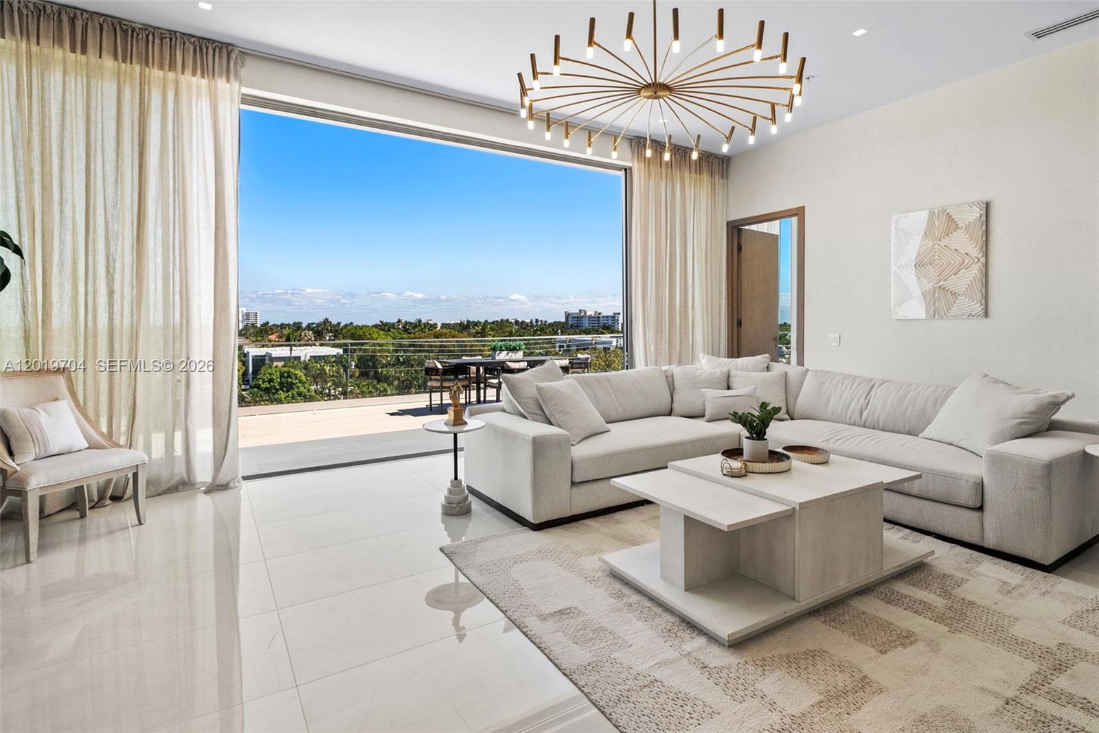 246 NE 6th Ave Ave #PH, Delray Beach FL 33483