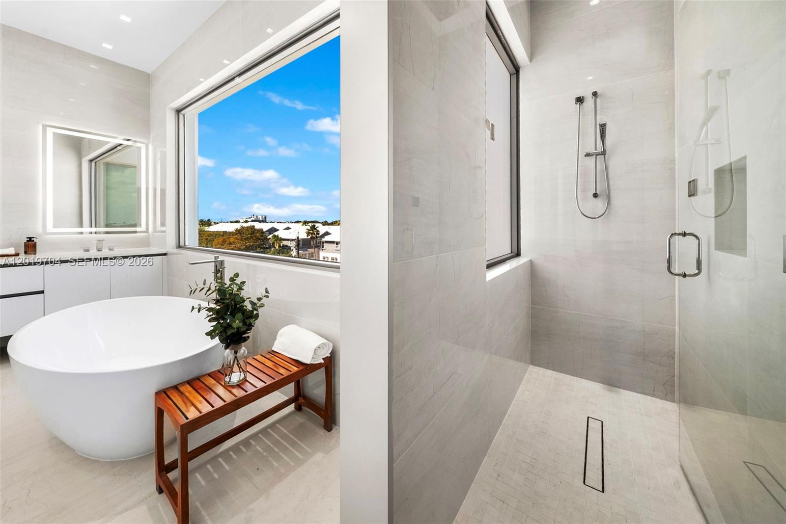 246 NE 6th Ave Ave #PH, Delray Beach FL 33483