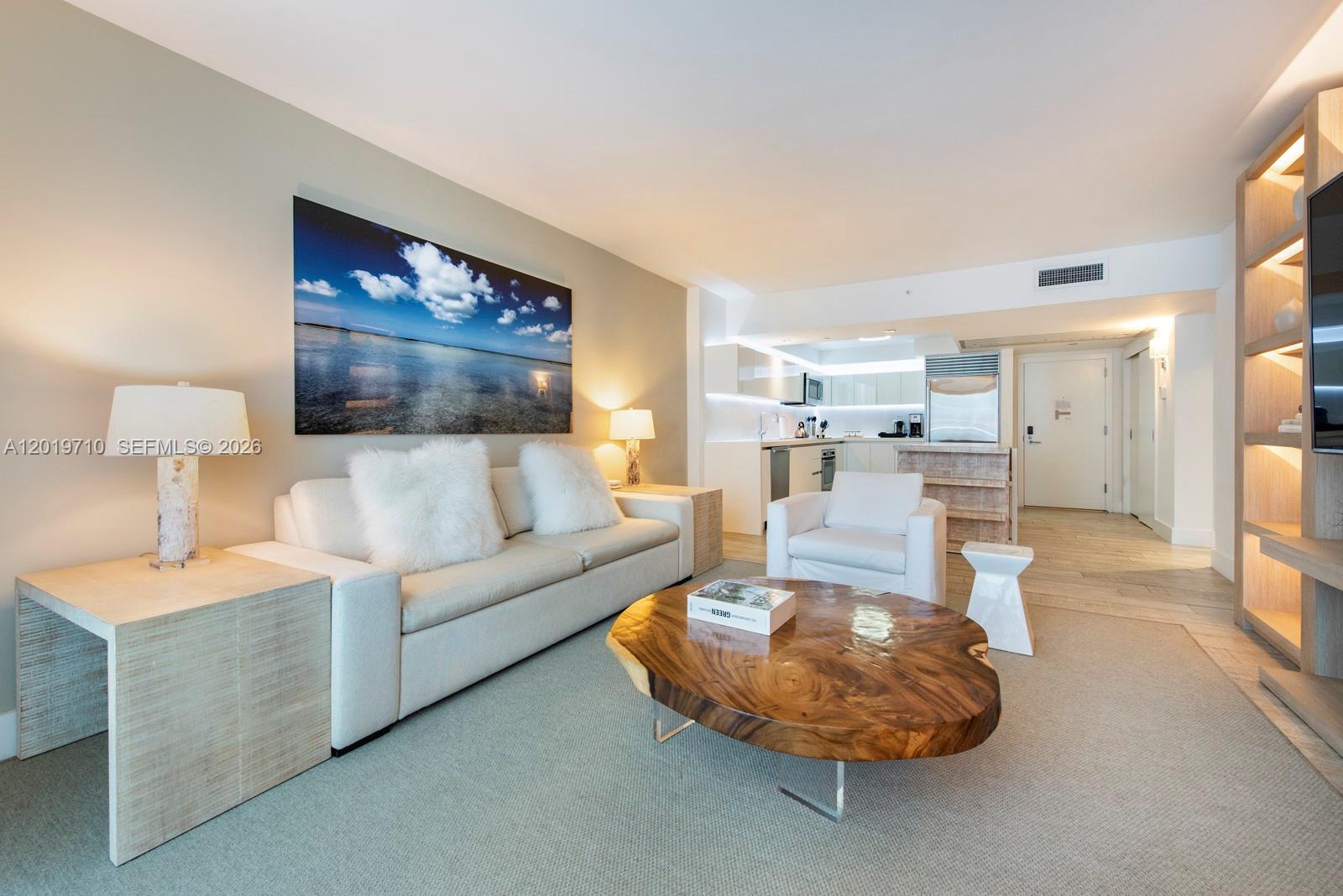 102 24th St #1012, Miami Beach FL 33139