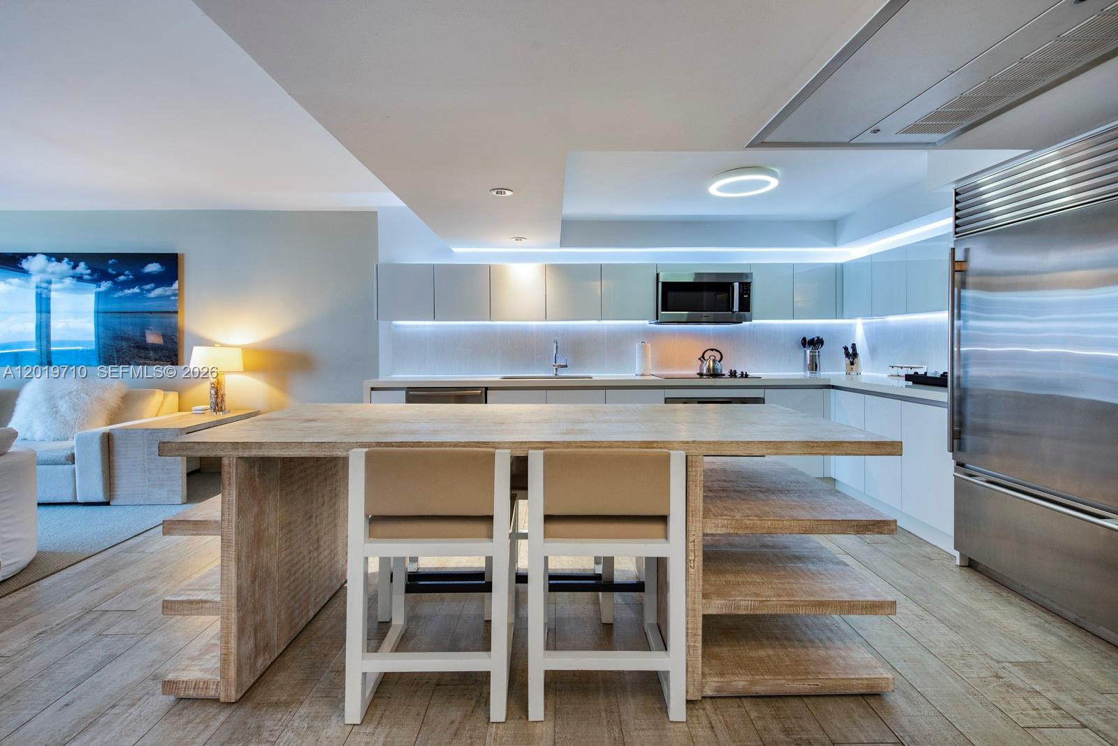102 24th St #1012, Miami Beach FL 33139