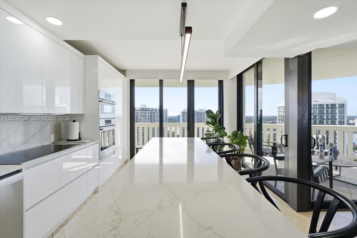 3000 Island Blvd #2802, Aventura FL 33160
