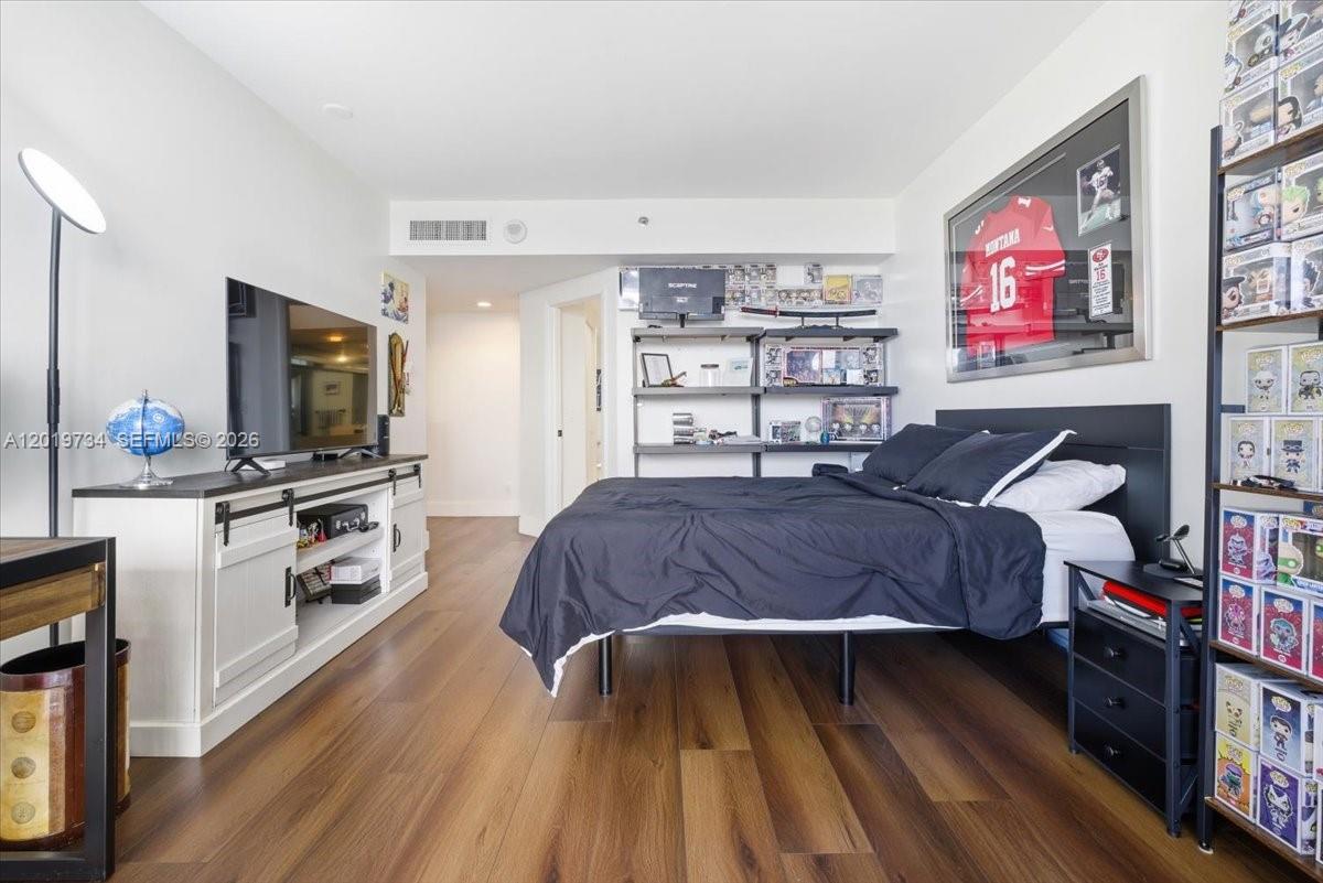 3000 Island Blvd #2802, Aventura FL 33160