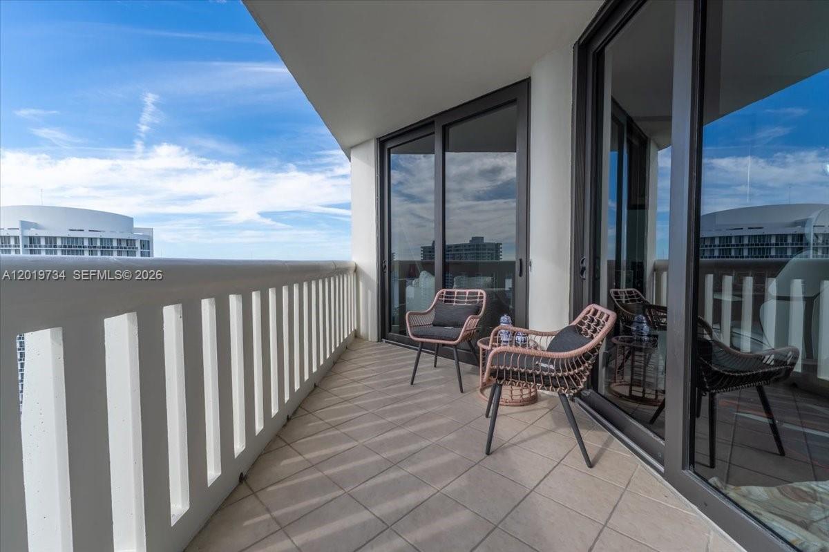 3000 Island Blvd #2802, Aventura FL 33160