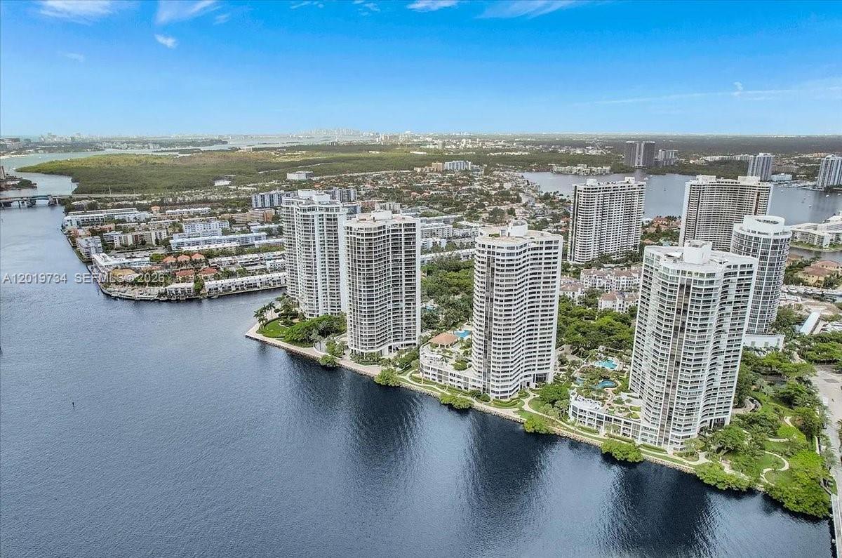 3000 Island Blvd #2802, Aventura FL 33160