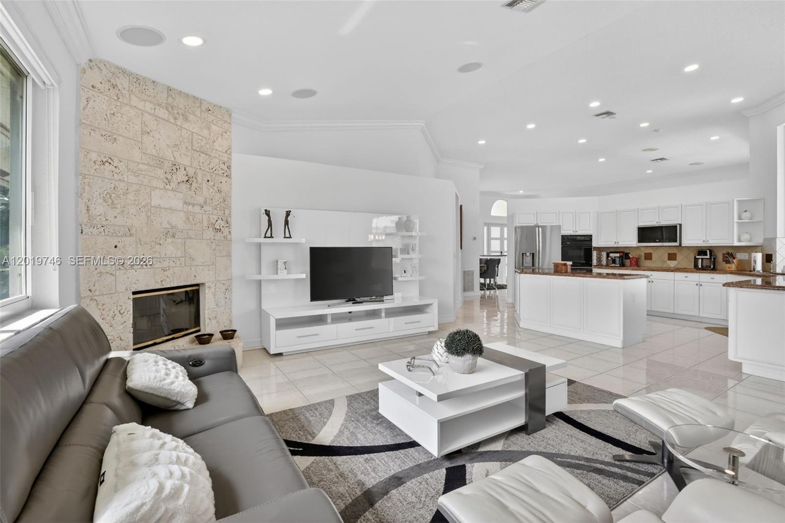 2922 Medinah, Weston FL 33332