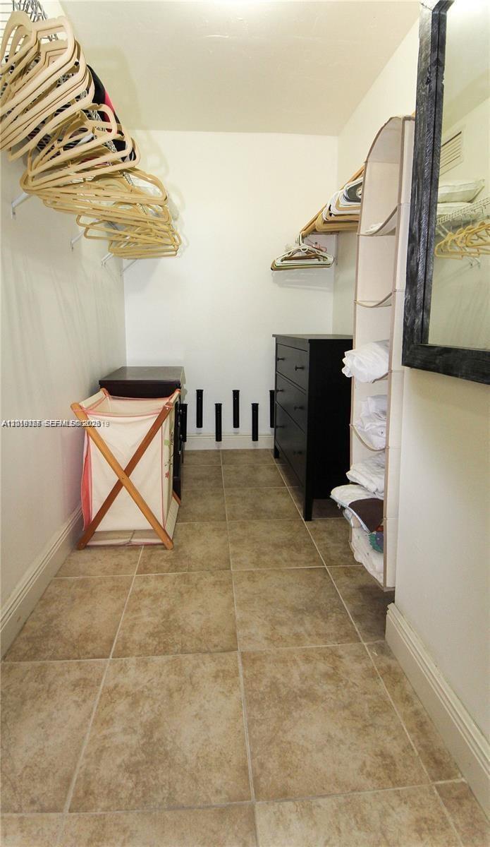 2350 NE 135th St #507, North Miami FL 33181