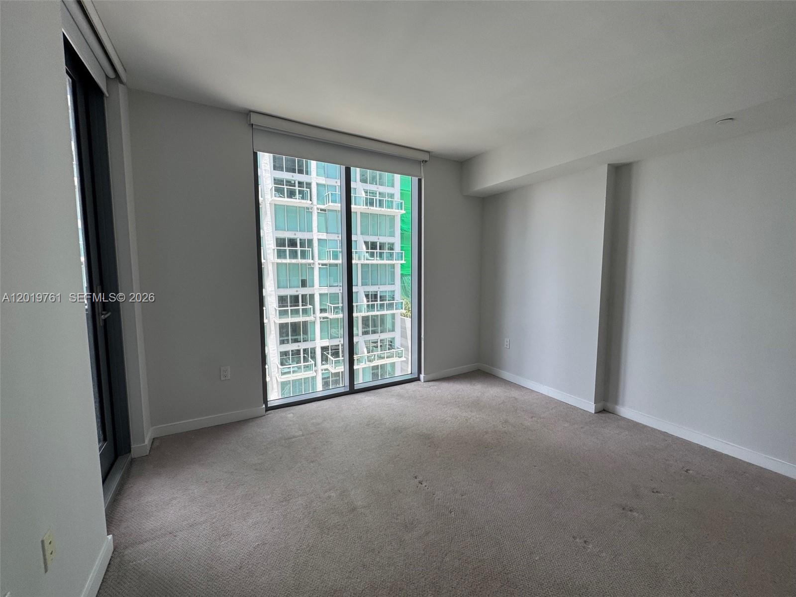 31 SE 6th St #2004, Miami FL 33131