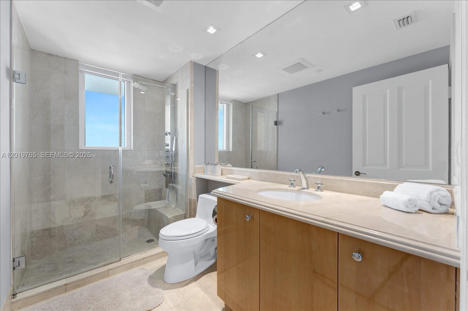 17875 Collins Ave #3002, Sunny Isles Beach FL 33160