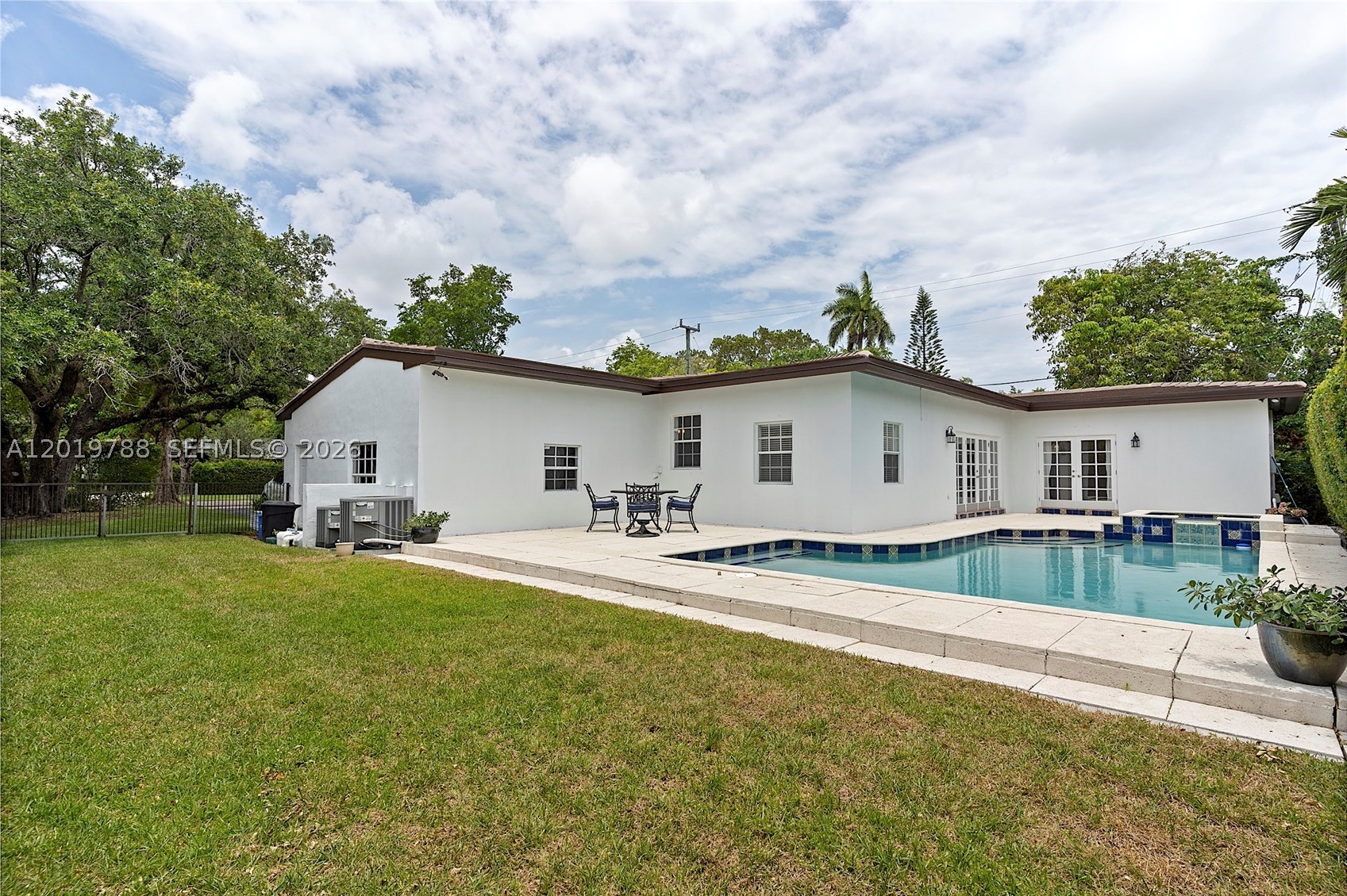 1540 Urbino Ave, Coral Gables FL 33146