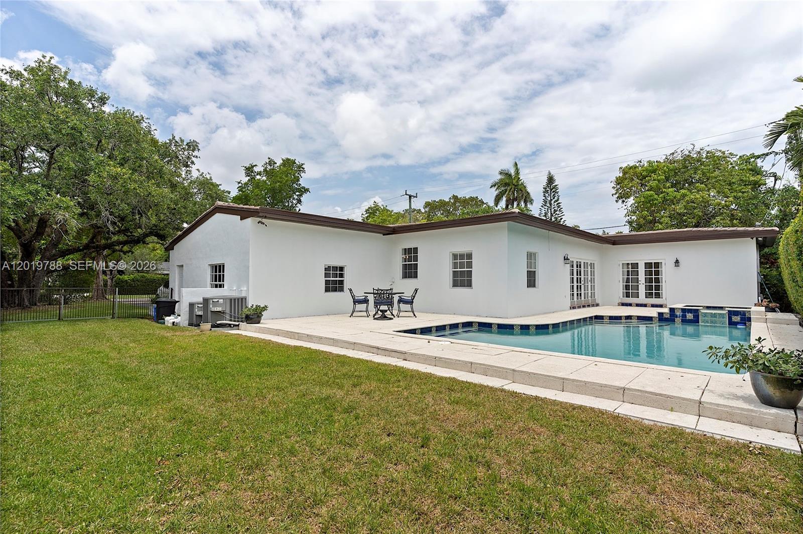 1540 Urbino Ave, Coral Gables FL 33146