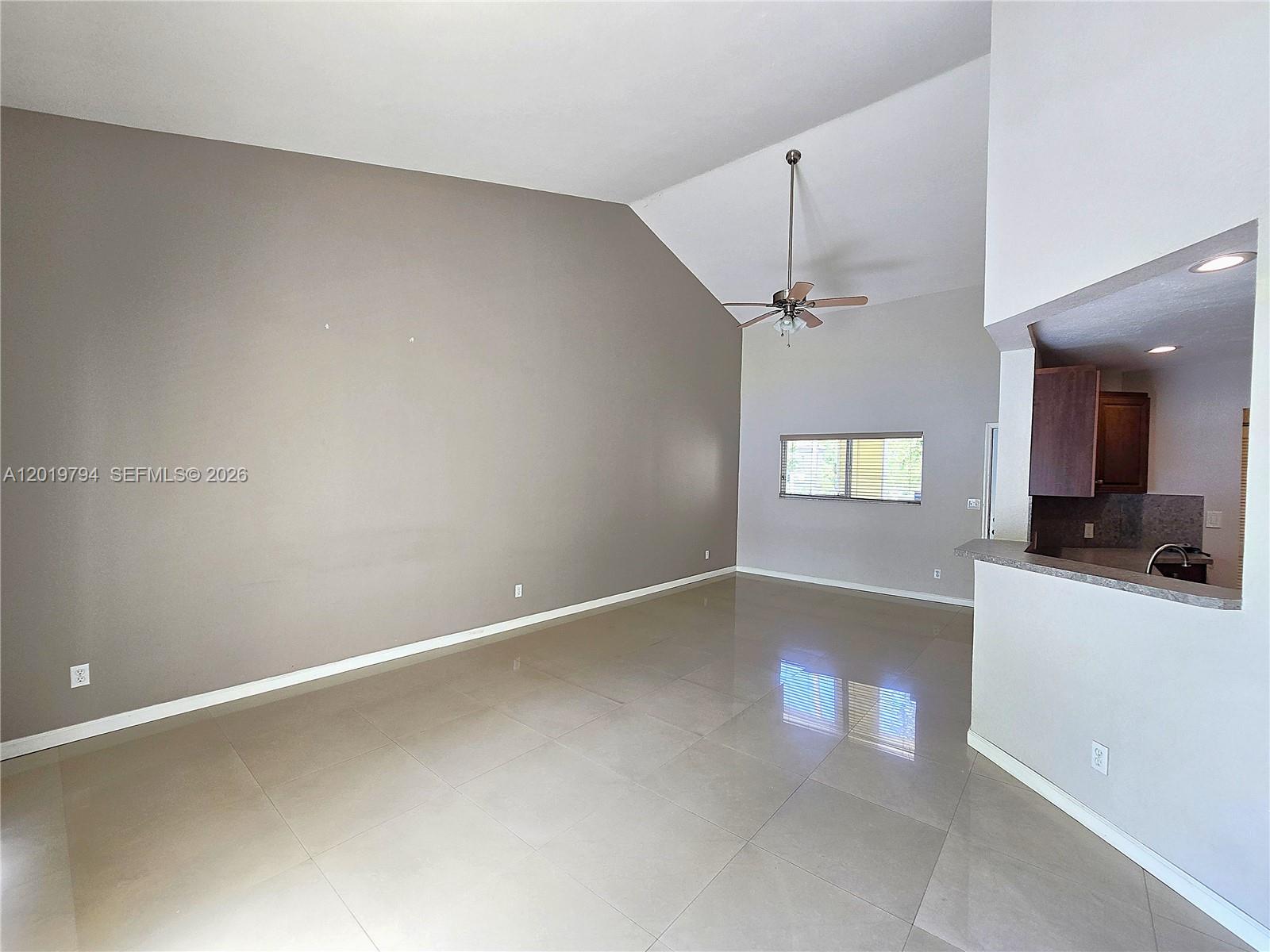 3457 NW 44th St #205, Oakland Park FL 33309
