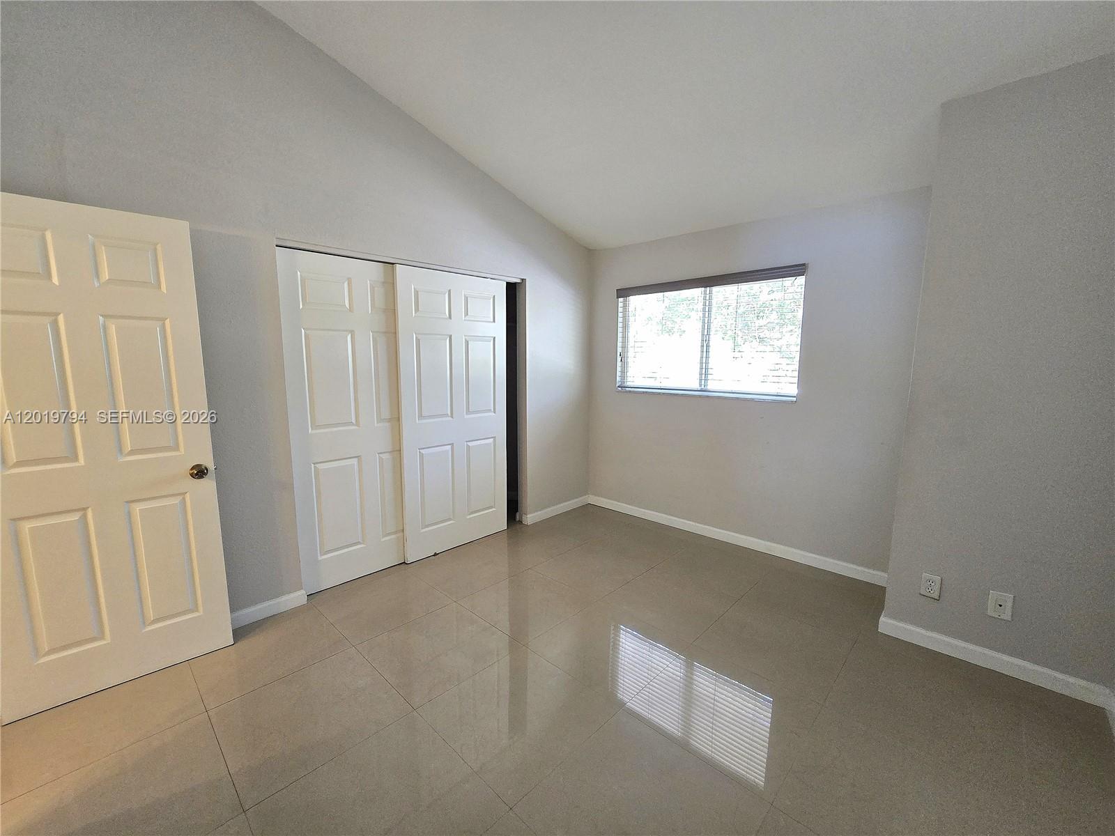 3457 NW 44th St #205, Oakland Park FL 33309