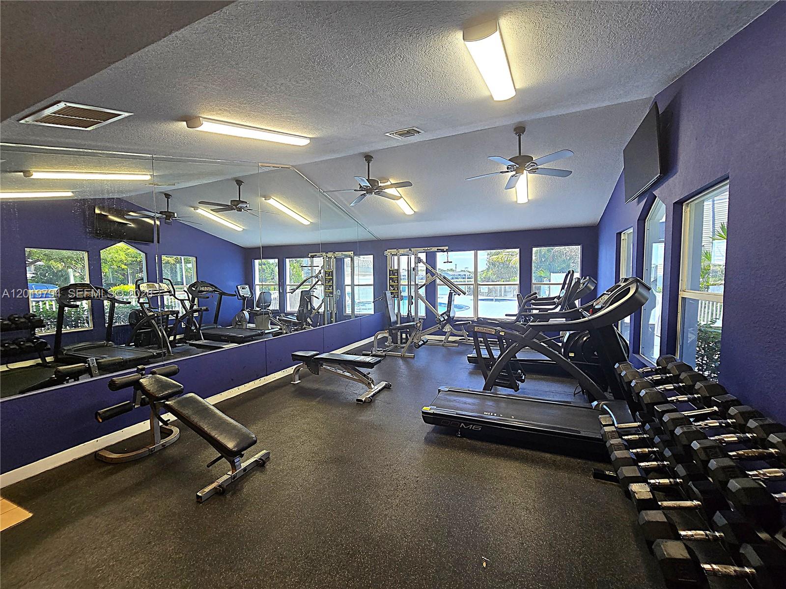 3457 NW 44th St #205, Oakland Park FL 33309