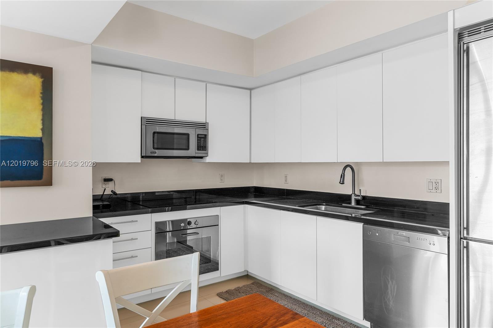 92 SW 3rd St #2104, Miami FL 33130