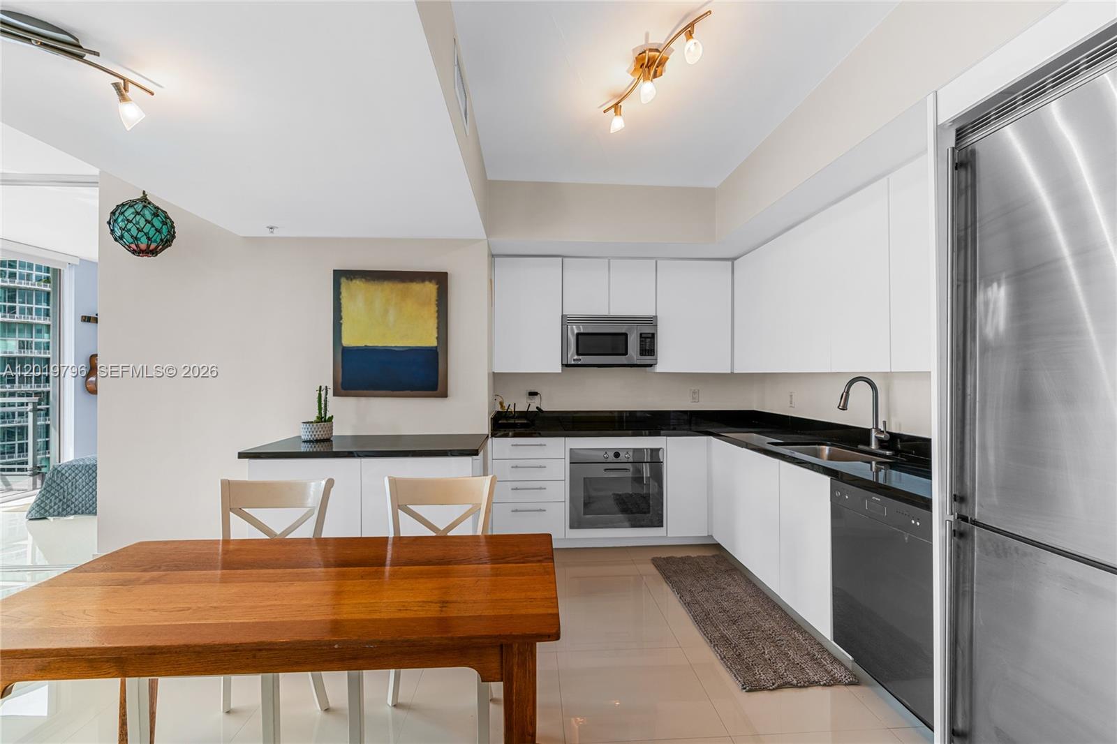 92 SW 3rd St #2104, Miami FL 33130