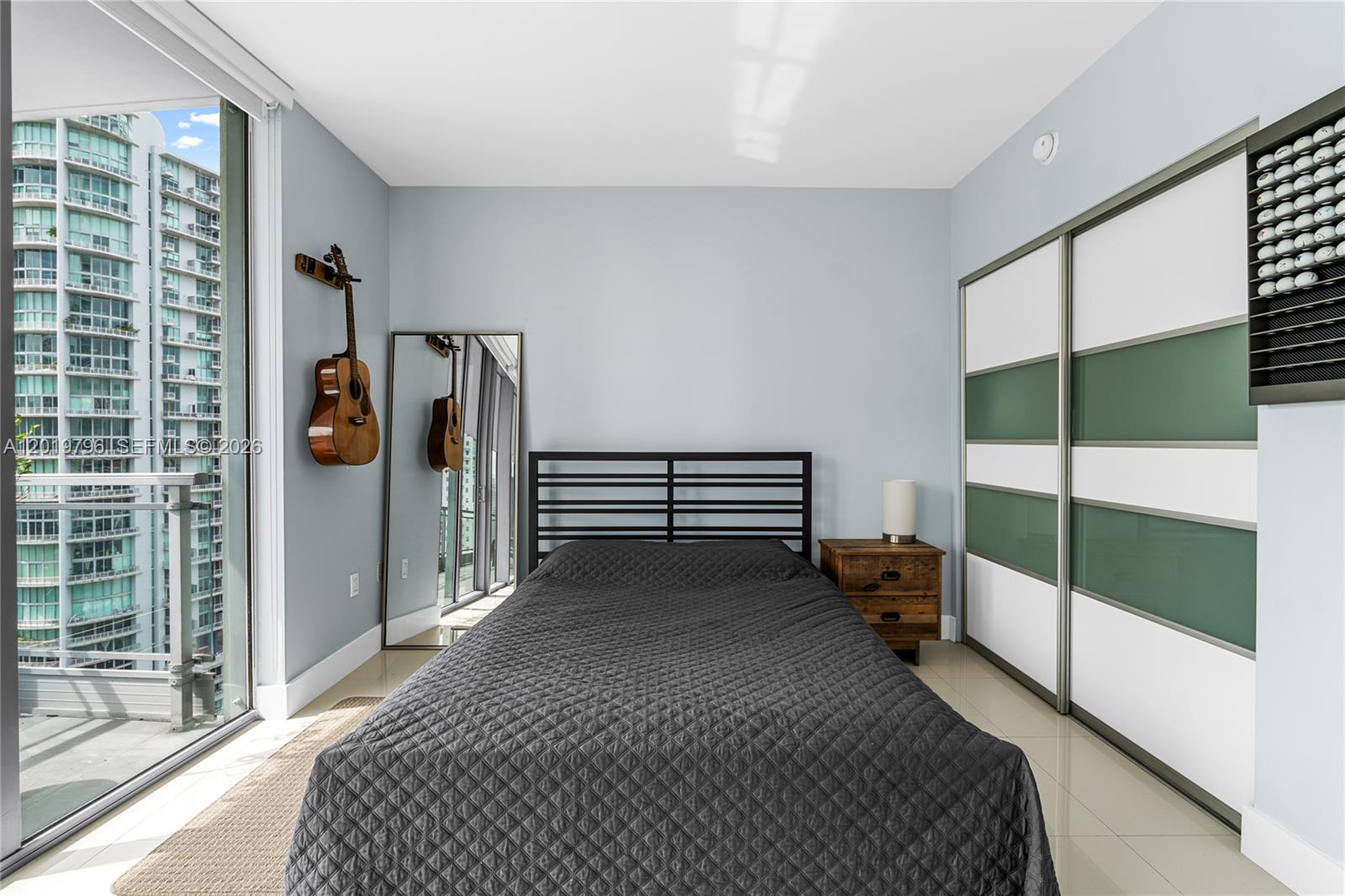92 SW 3rd St #2104, Miami FL 33130