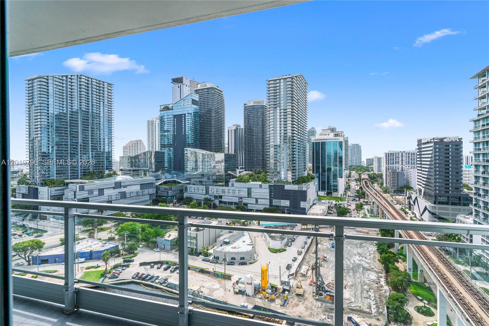 92 SW 3rd St #2104, Miami FL 33130