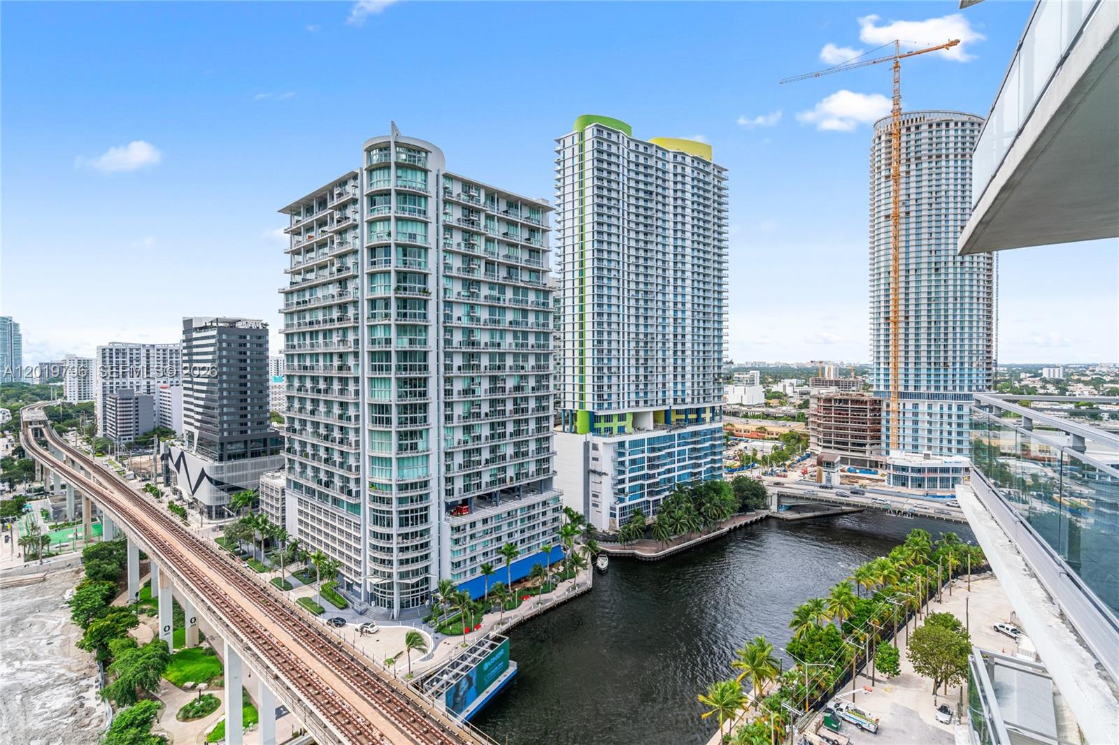 92 SW 3rd St #2104, Miami FL 33130