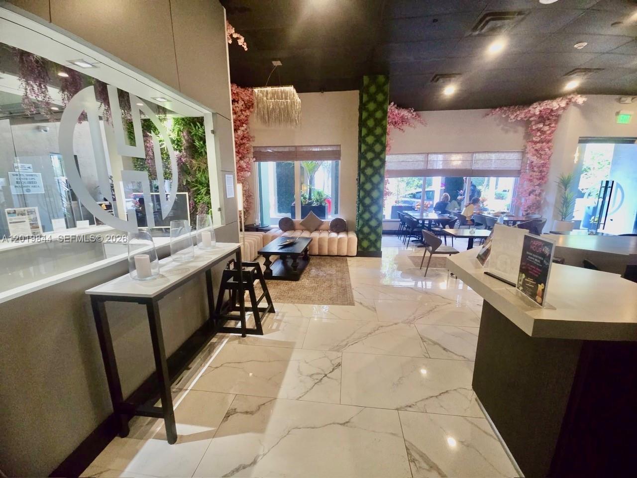 185 SE 14th Ter #1105, Miami FL 33131