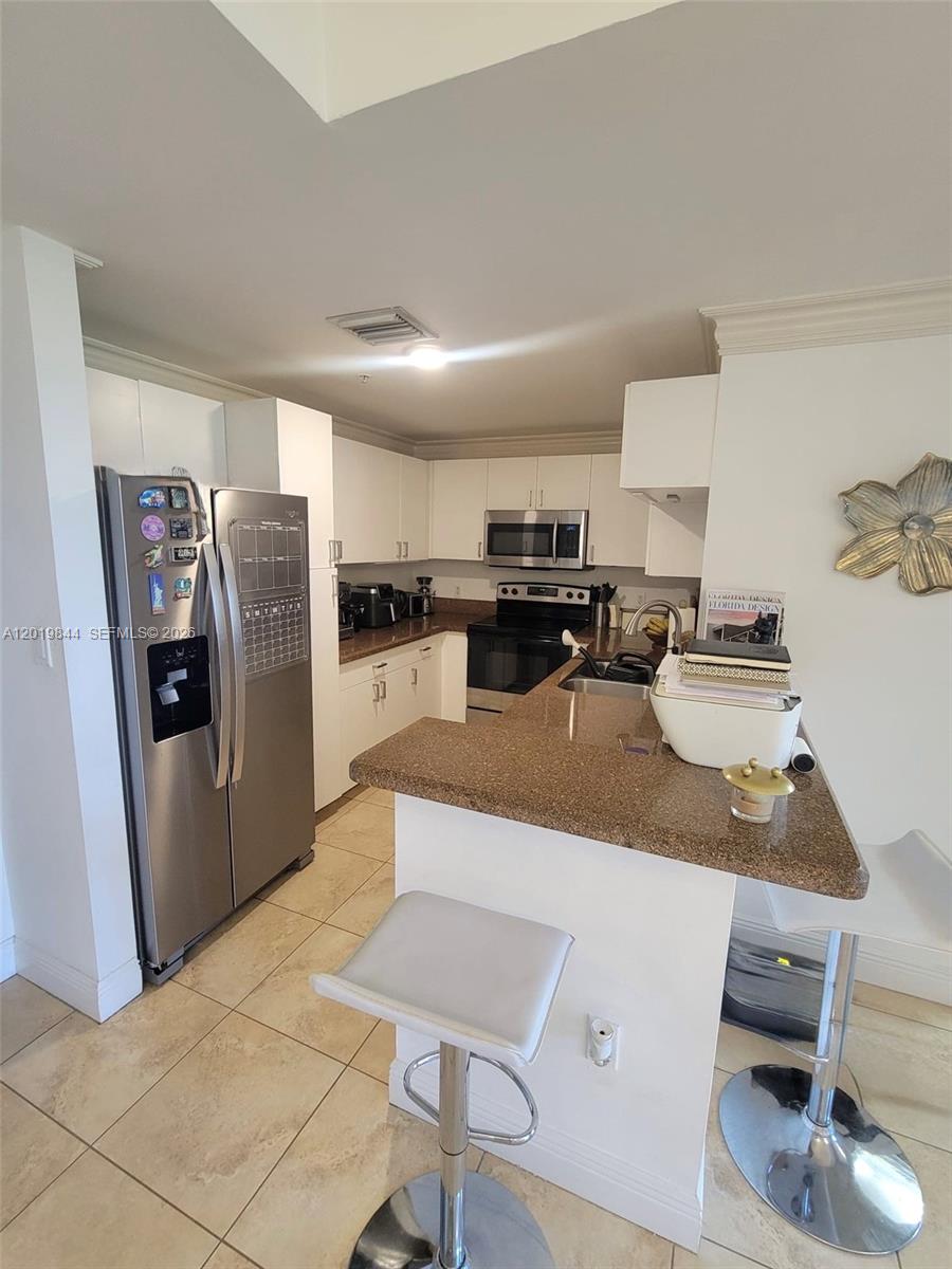 185 SE 14th Ter #1105, Miami FL 33131