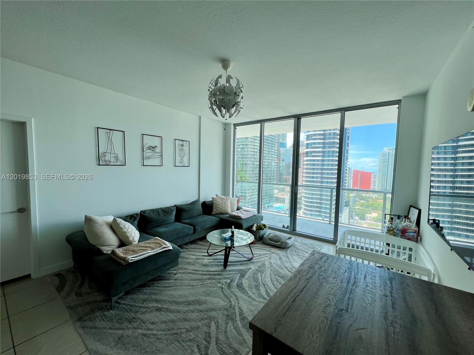79 SW 12th St #2903-S, Miami FL 33130