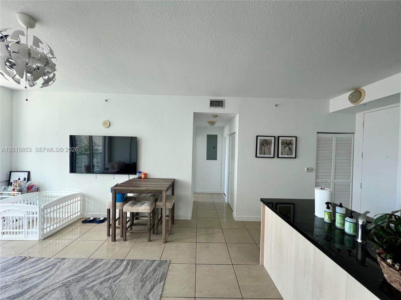 79 SW 12th St #2903-S, Miami FL 33130