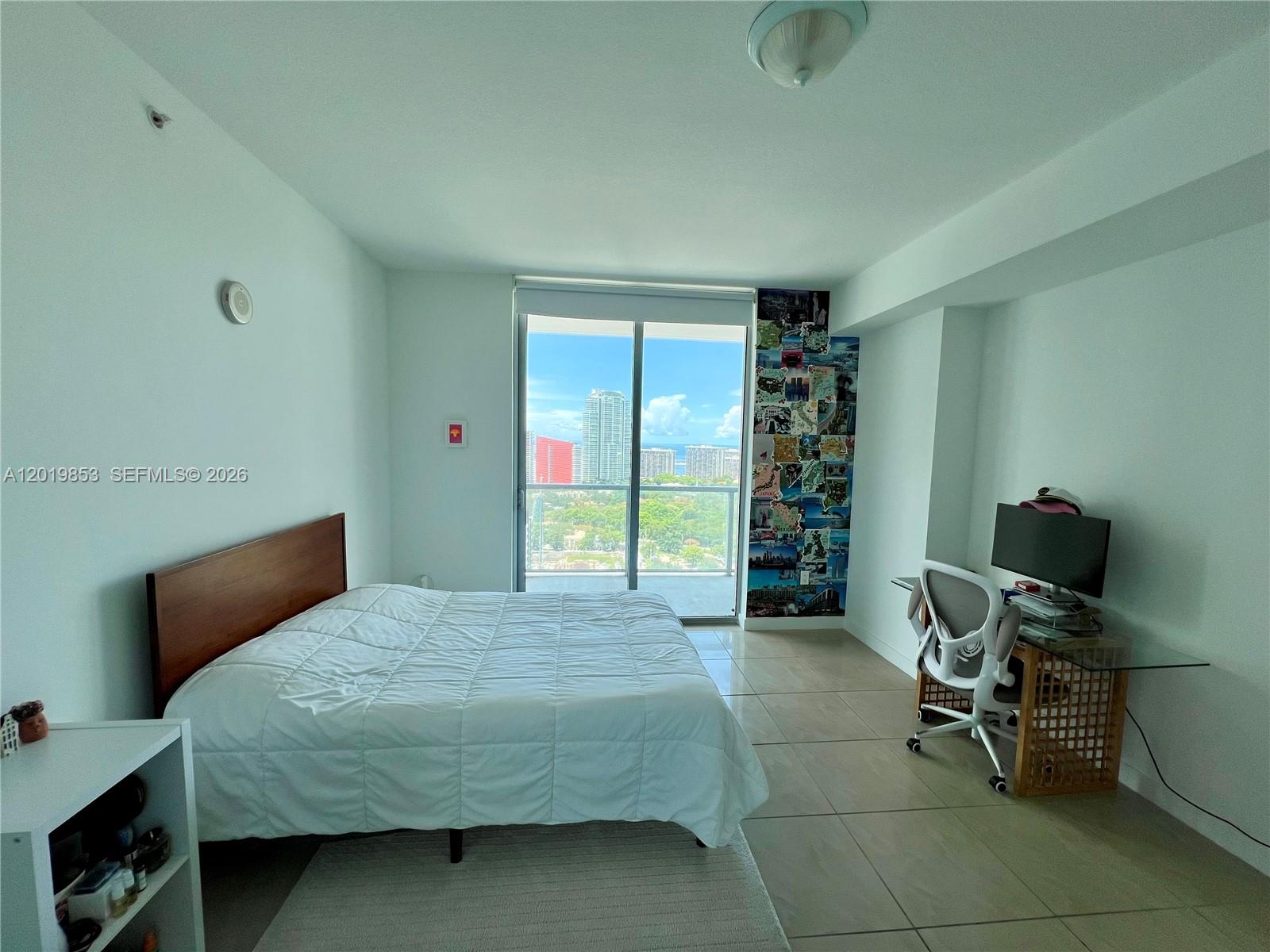 79 SW 12th St #2903-S, Miami FL 33130