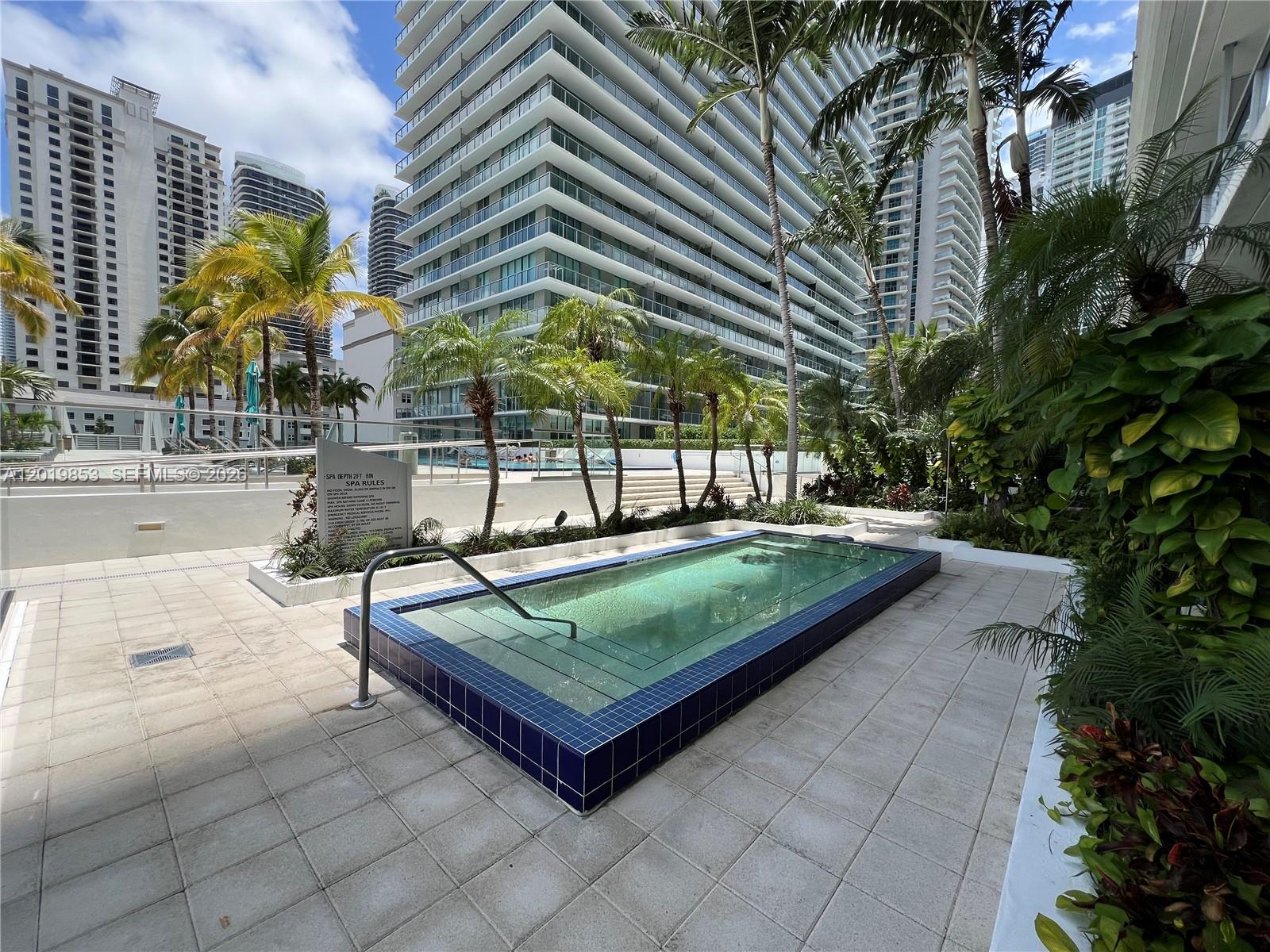 79 SW 12th St #2903-S, Miami FL 33130