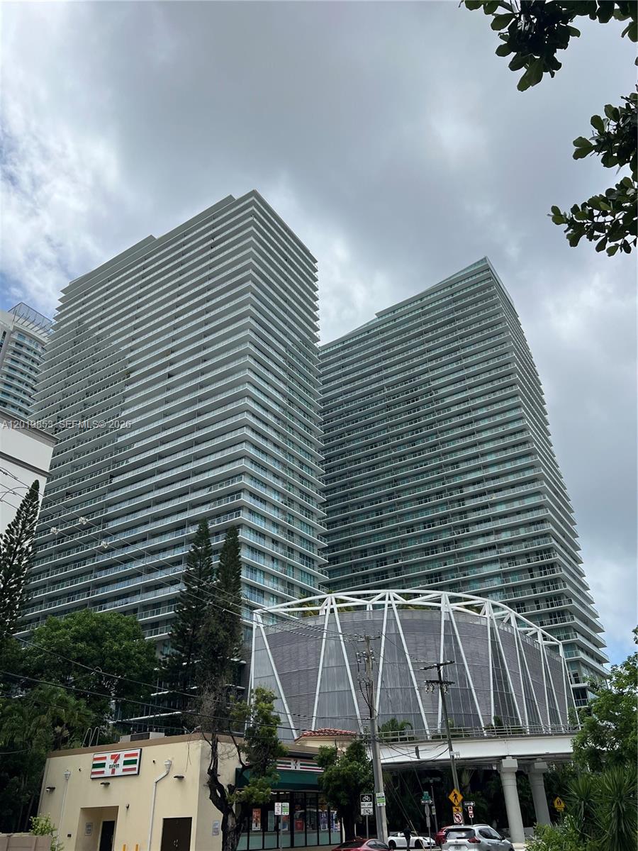79 SW 12th St #2903-S, Miami FL 33130