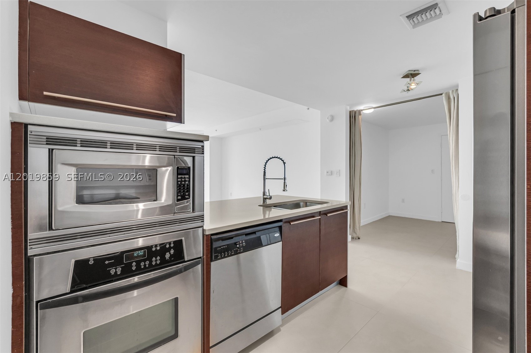 1900 N Bayshore Dr #3216, Miami FL 33132