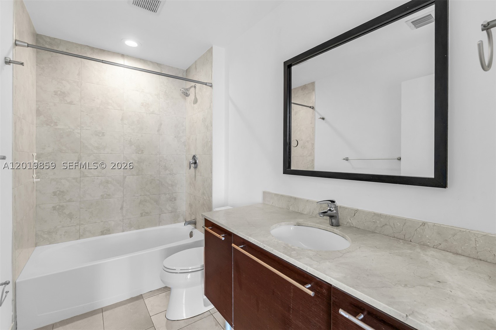 1900 N Bayshore Dr #3216, Miami FL 33132