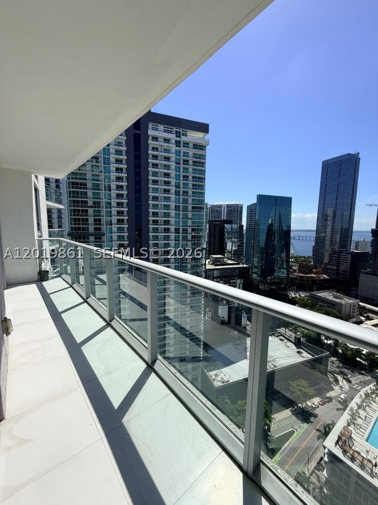 1100 S MIAMI AV #3302, Miami FL 33130