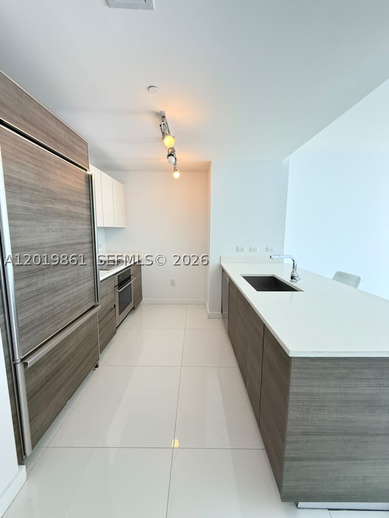1100 S MIAMI AV #3302, Miami FL 33130