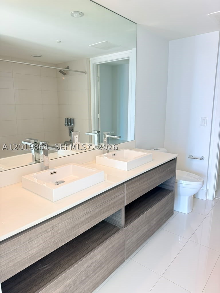 1100 S MIAMI AV #3302, Miami FL 33130