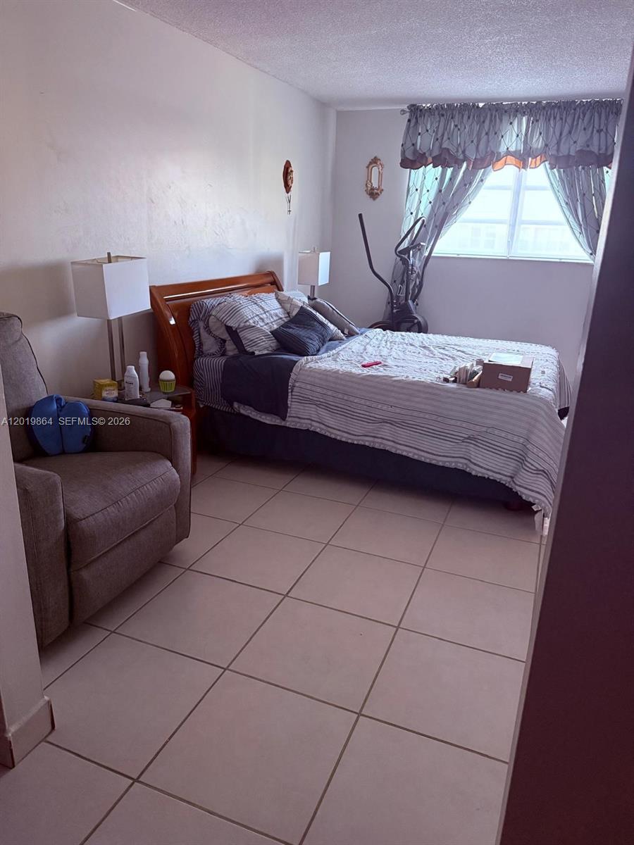 1250 NE 125th St #317A, North Miami FL 33161