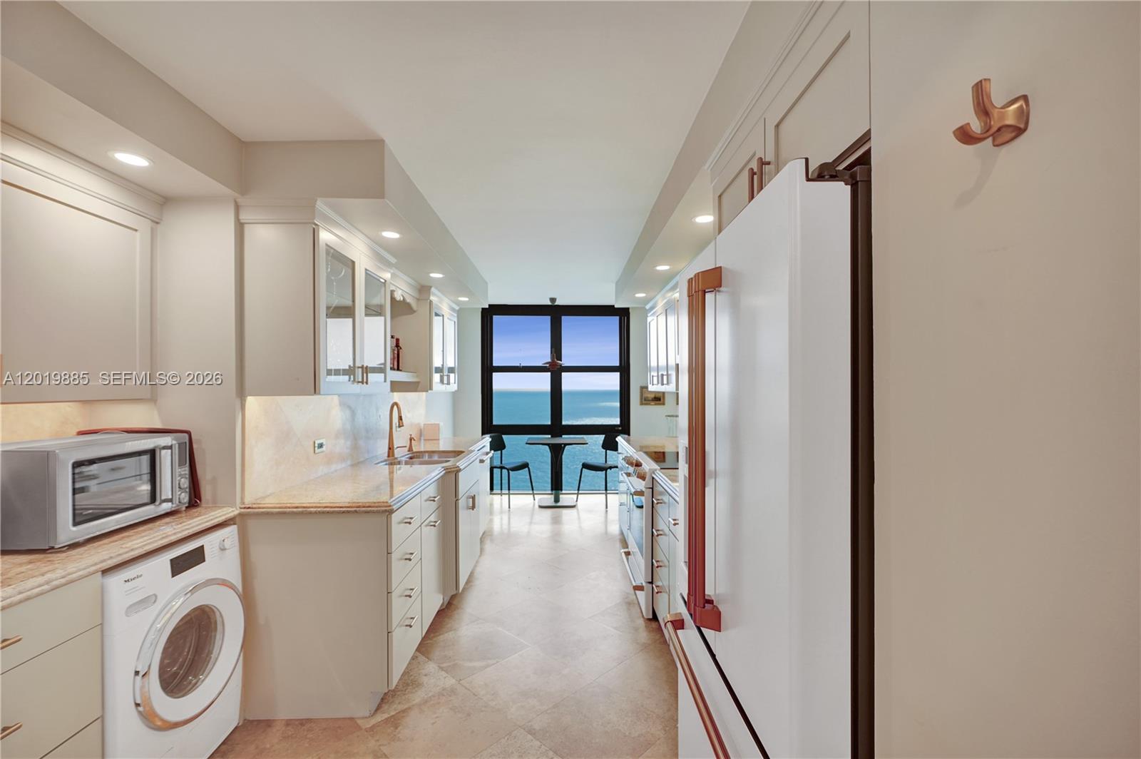 1111 Crandon Blvd #B1108, Key Biscayne FL 33149