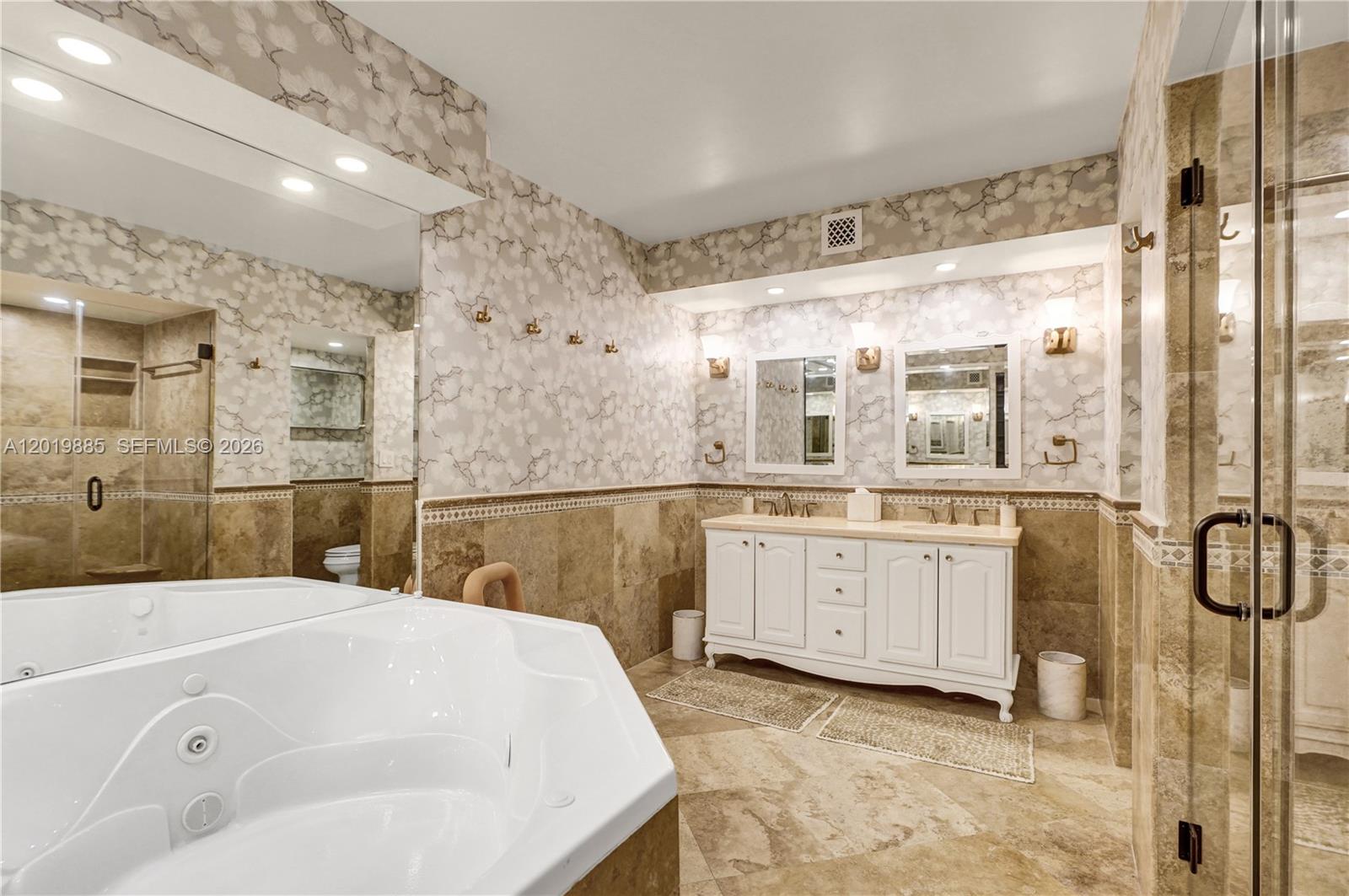 1111 Crandon Blvd #B1108, Key Biscayne FL 33149