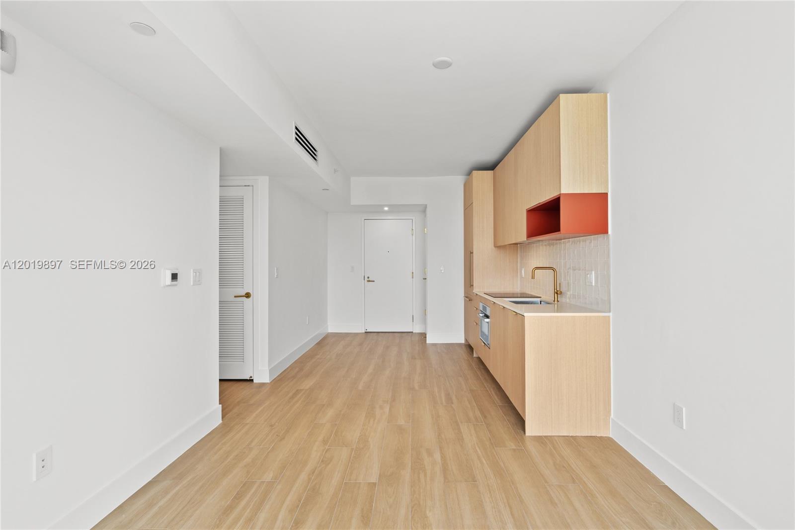 90 NE 32nd St #627, Miami FL 33137