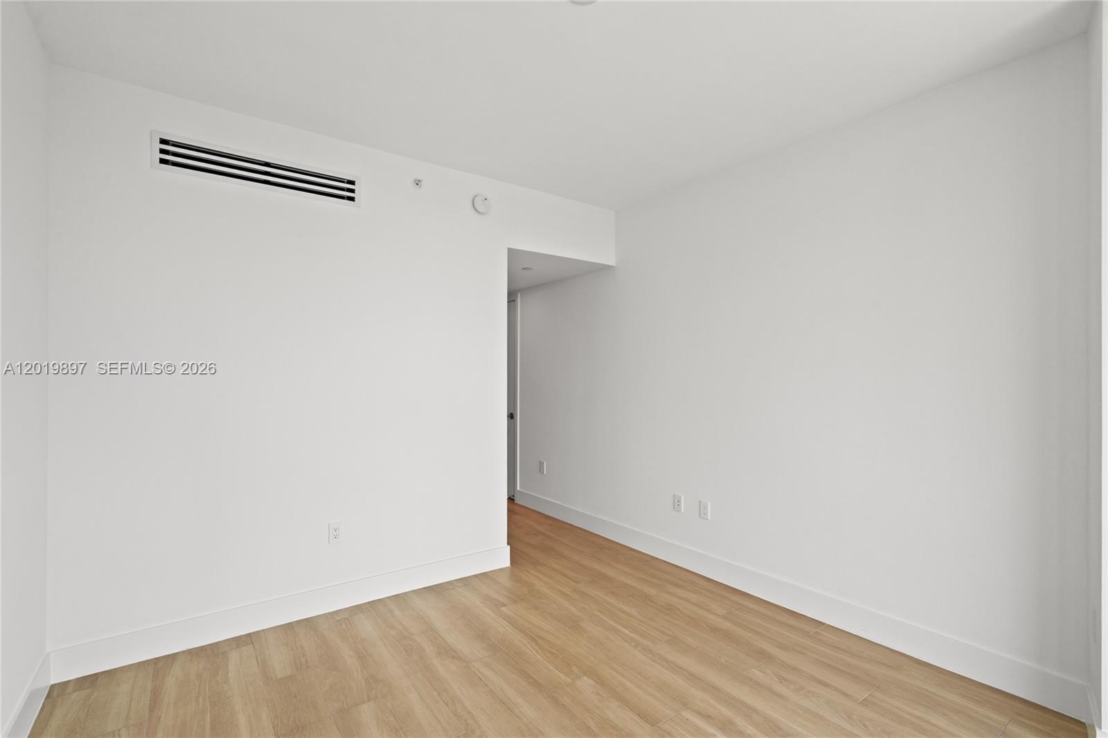 90 NE 32nd St #627, Miami FL 33137