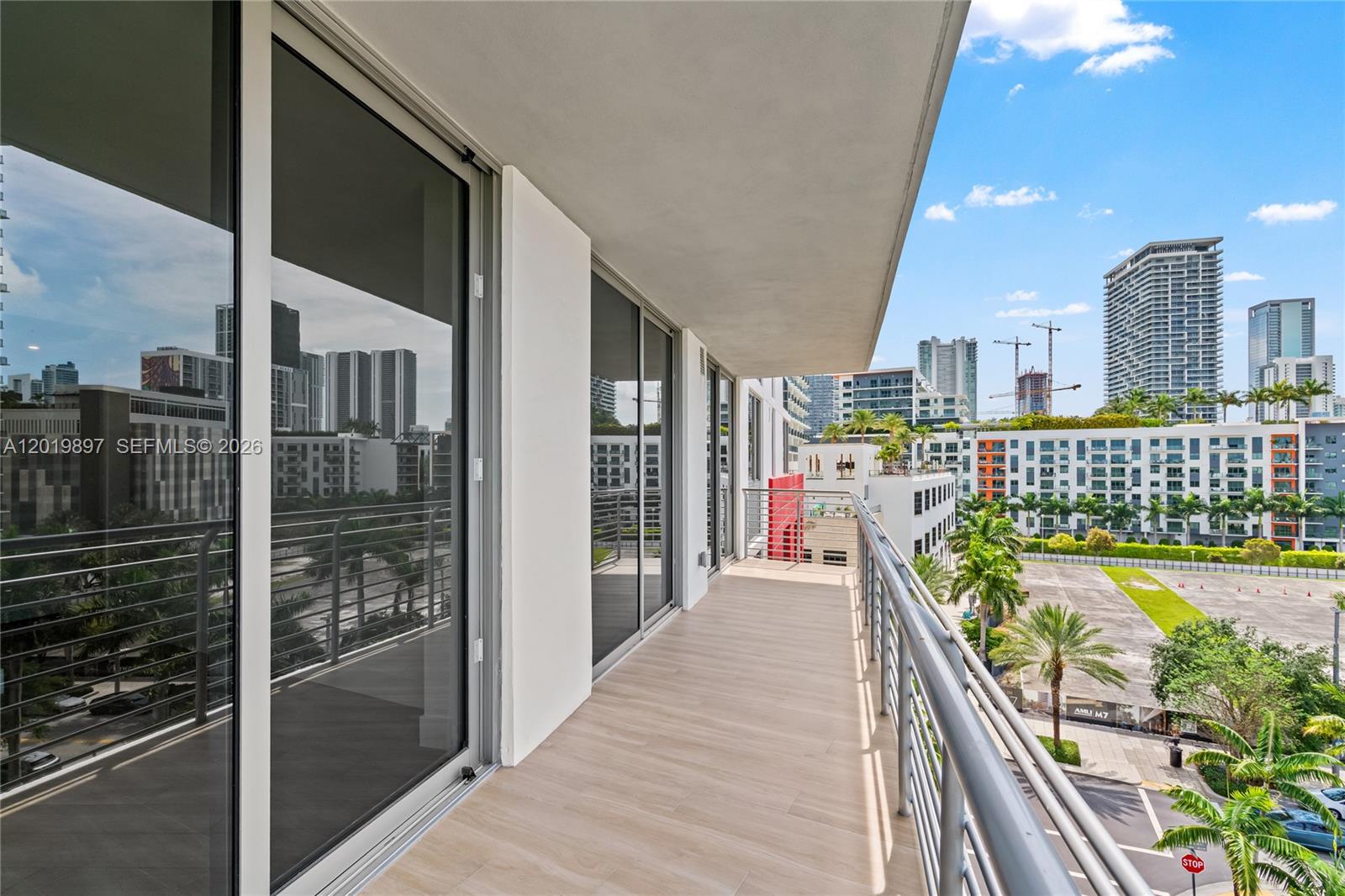 90 NE 32nd St #627, Miami FL 33137