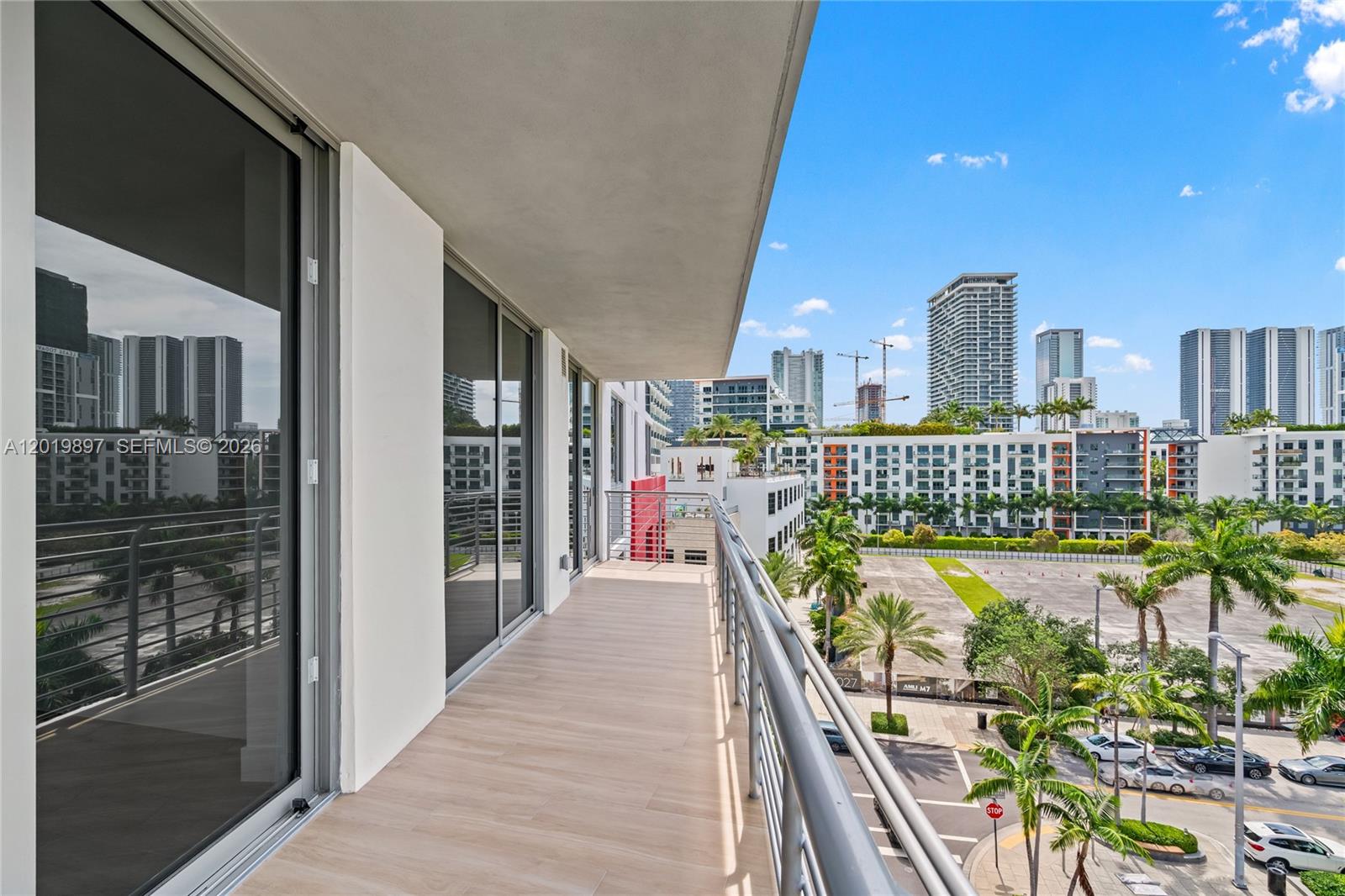 90 NE 32nd St #627, Miami FL 33137