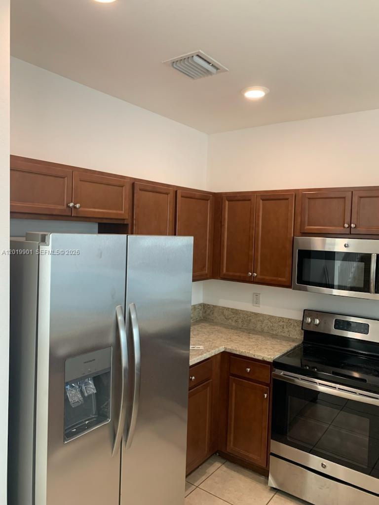 9333 W 34th Ct #9333, Hialeah FL 33018