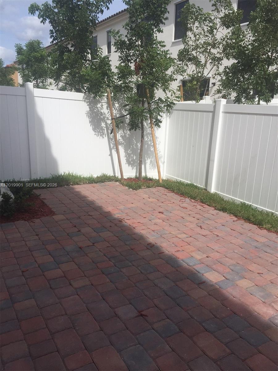 9333 W 34th Ct #9333, Hialeah FL 33018